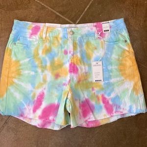 Judy Blue Rainbow Tie Die shorts size 2XL NWT